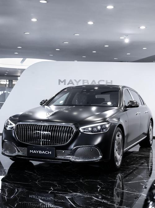 成都147岚图汽车的售后服务让用户无忧出行，迈巴赫未来的豪华车趋势